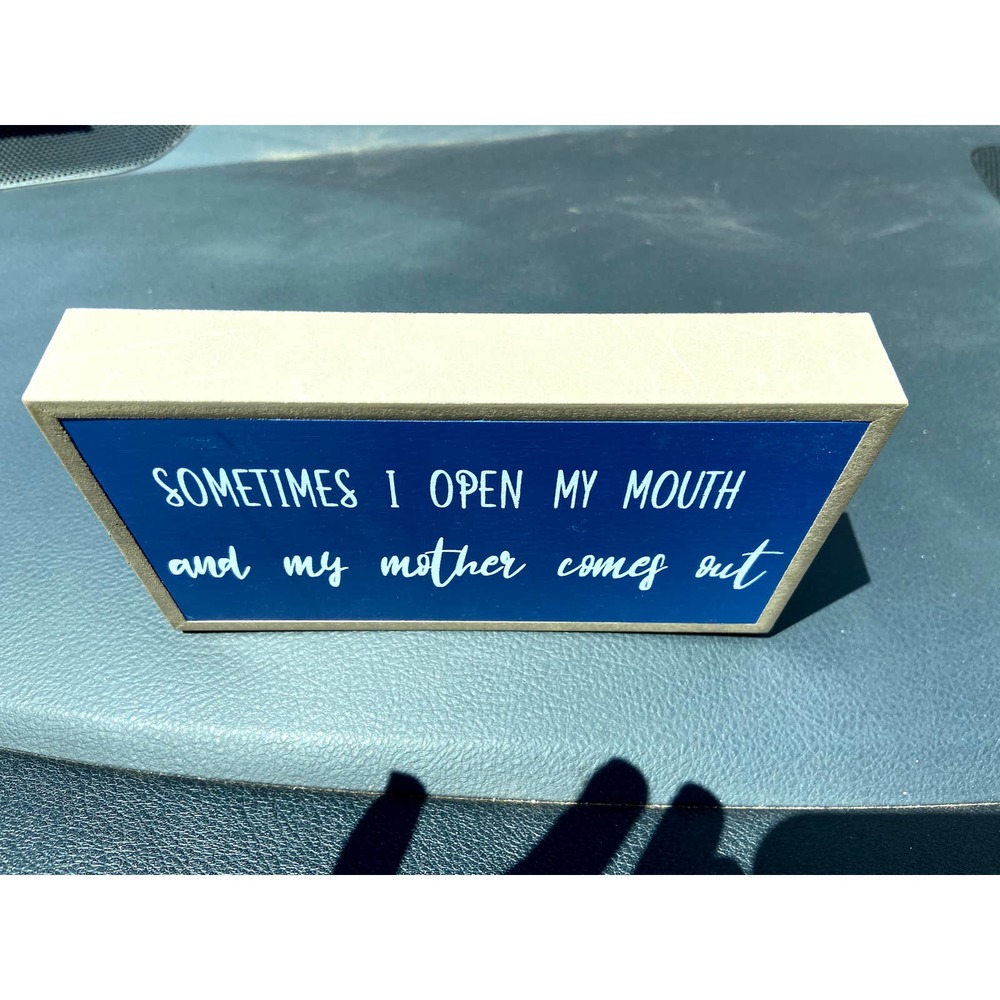 Momma Plaque - Picture 2 of 2